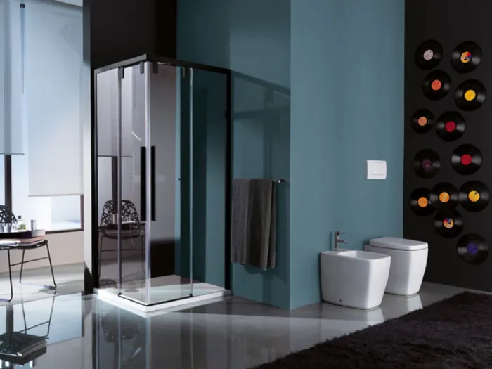 bagno design moderno con doccia