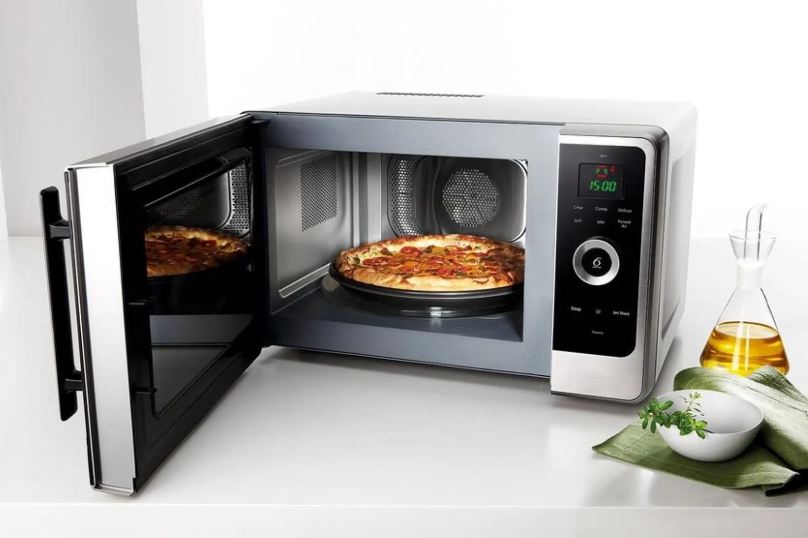 Esiste Un Forno Elettrico E Microonde