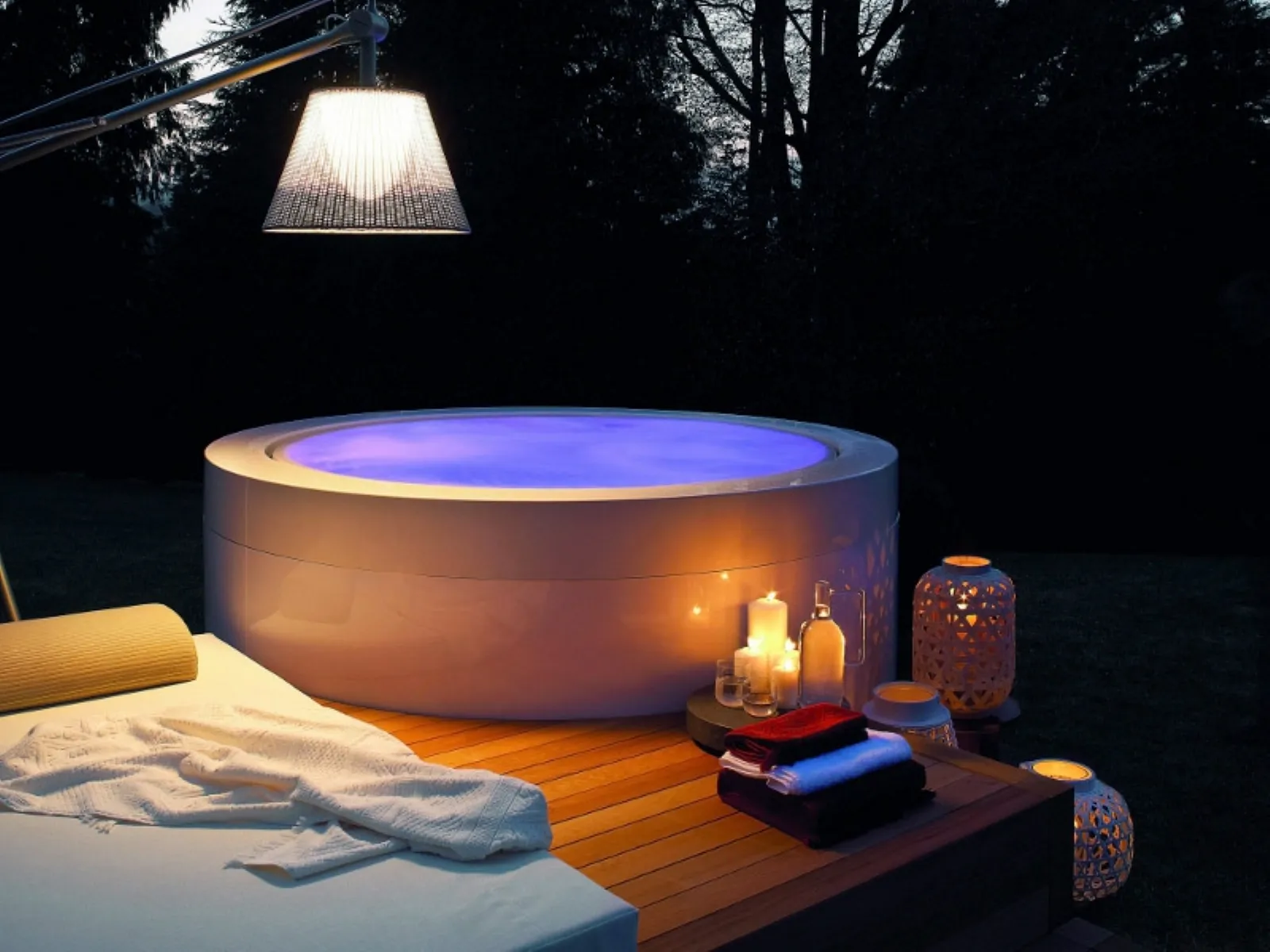 Quello Che Va Saputo Per Installare Un Idromassaggio Da Esterno