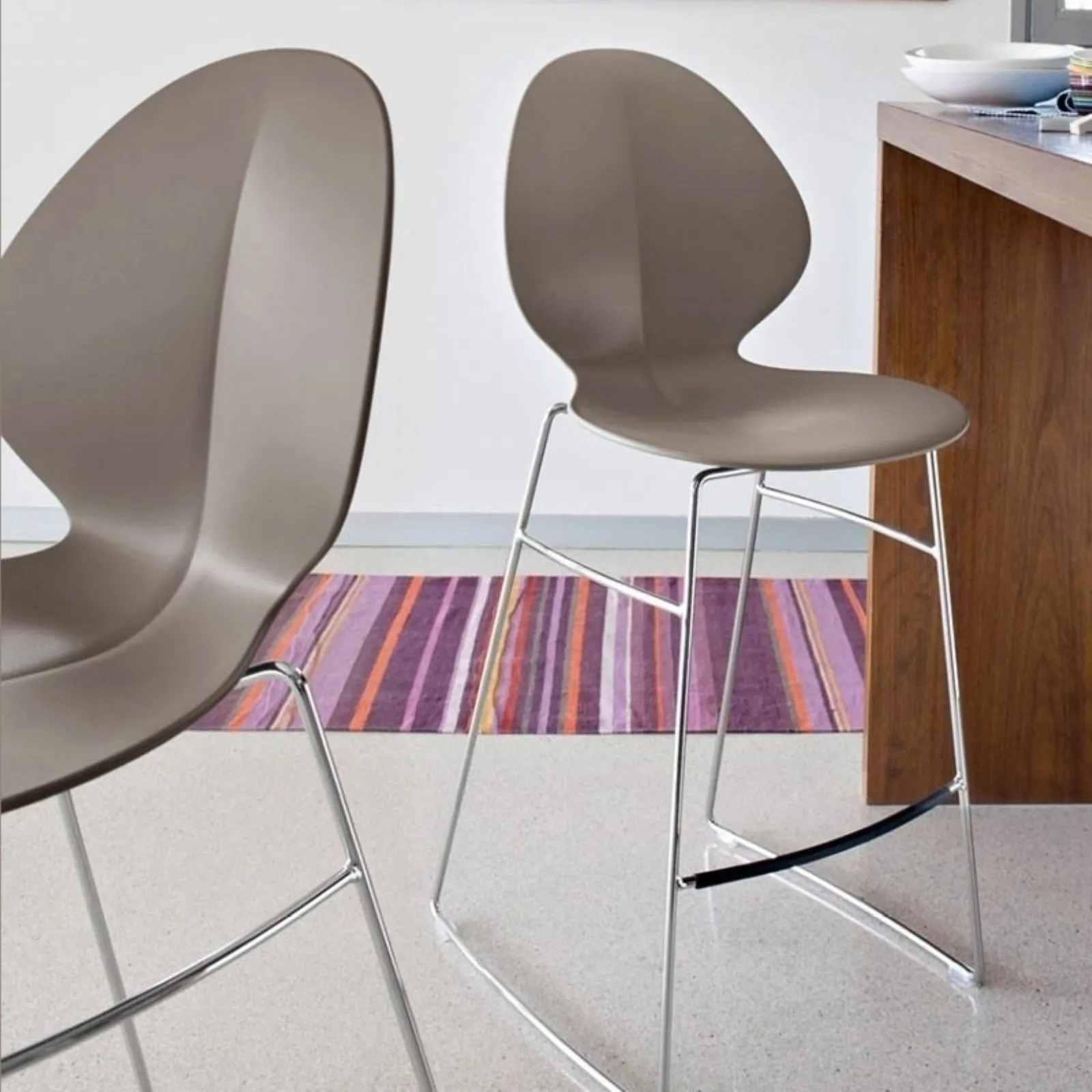 Sgabelli Calligaris, spazio al design