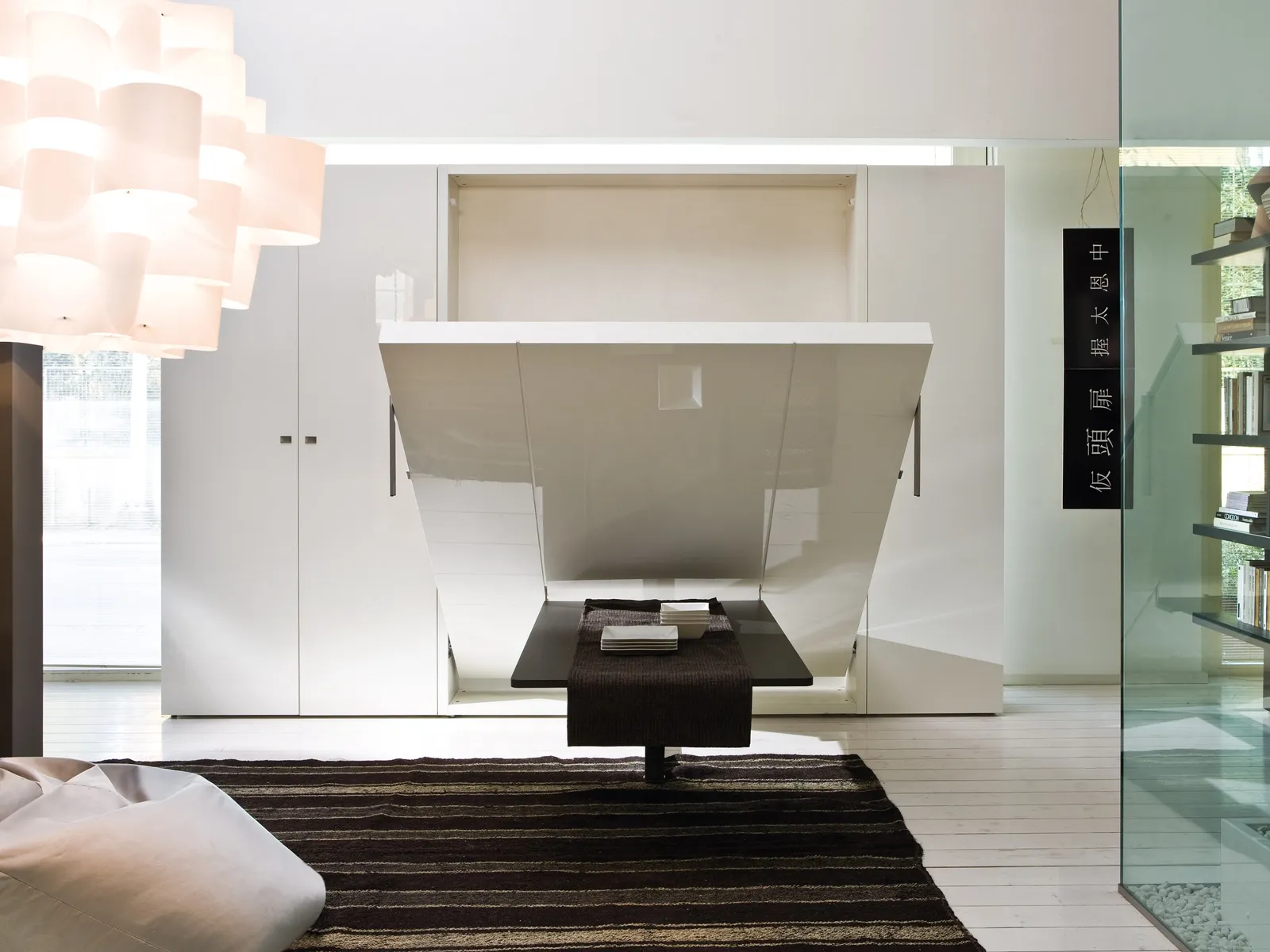 Armadi letto, il design sfrutta lo spazio letti Letti che si alzano