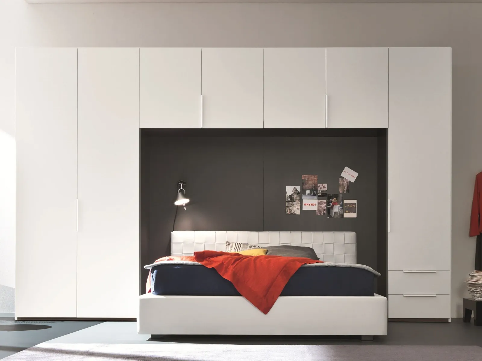 Mobili ad angolo per camera da letto: armadio camera da letto ... Camerette bianche a ponte
