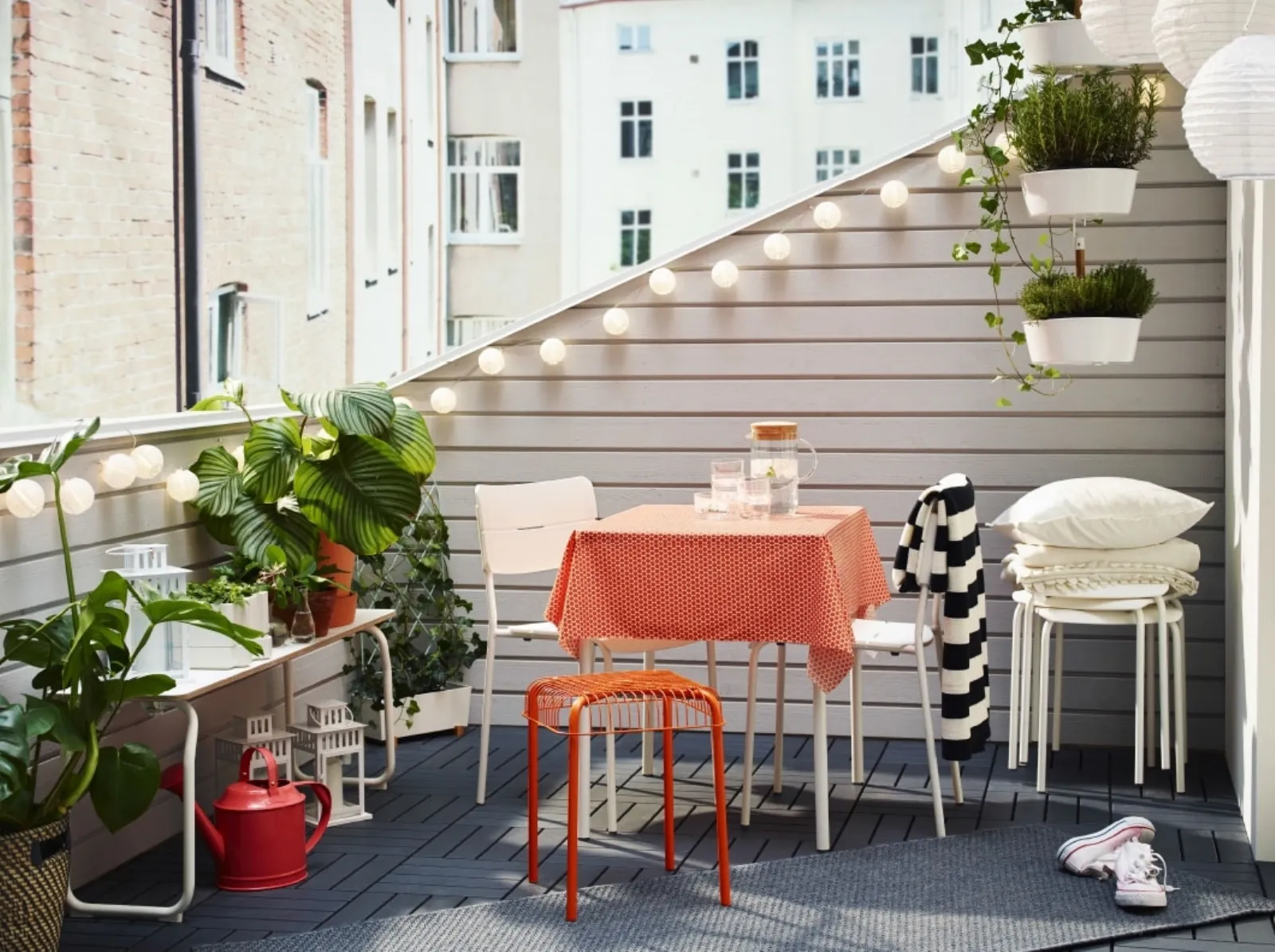Come abbellire un terrazzo o un giardino, idee e consigli consigli ... Come attrezzare un terrazzo