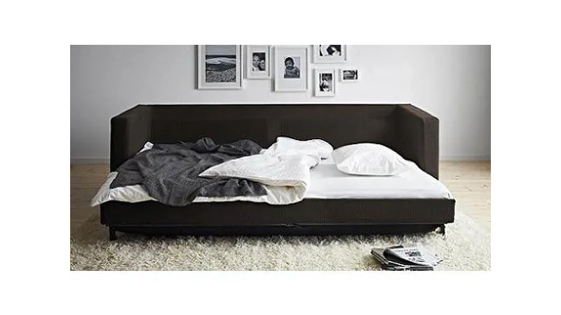 Divano letto Ikea modello Solsta