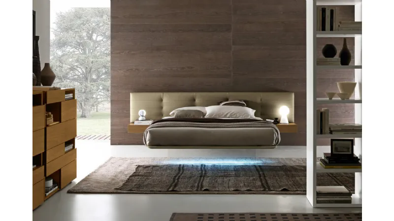 Letto sospeso muro