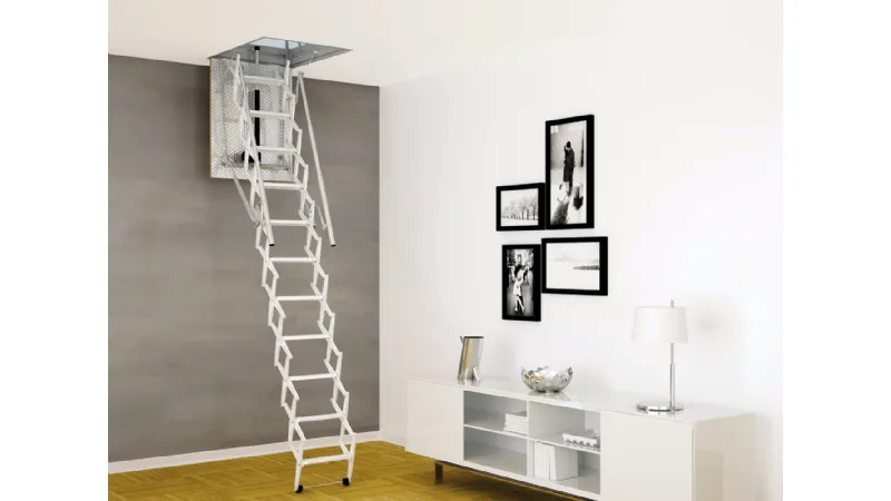 scala retrattile elettrica