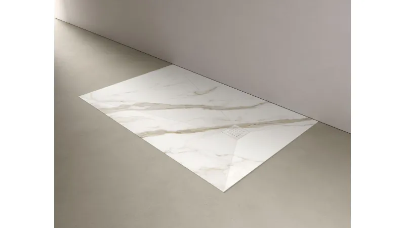 Piatto doccia Blade di Disenia