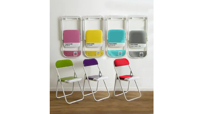 sedie Pantone