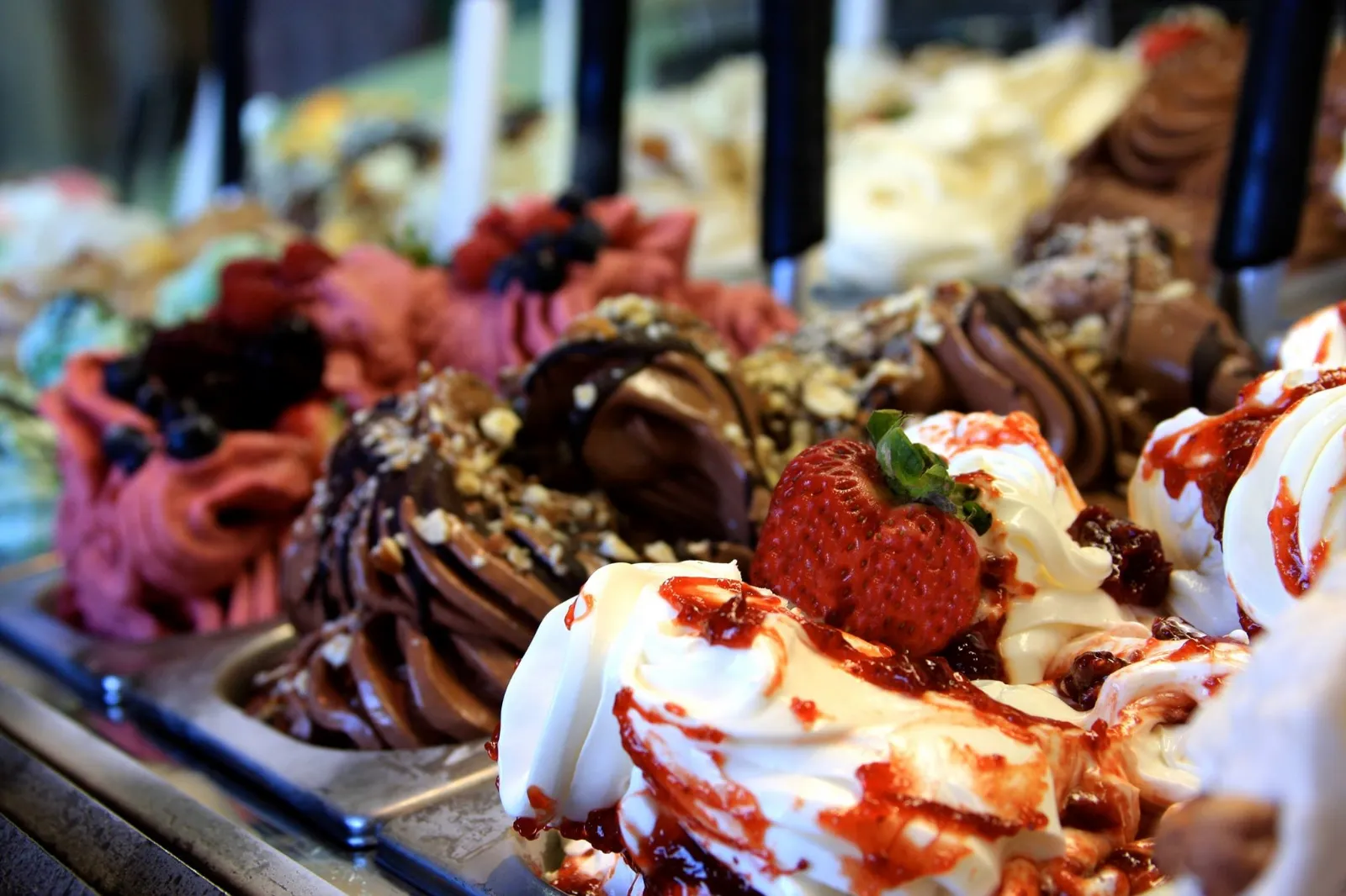 Gelato con gelatiera