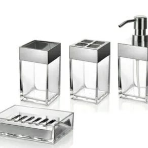 Esempio di accessori per bagno dal design moderno