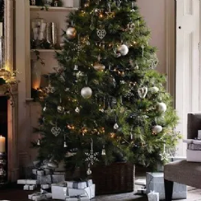 Alberi di Natale finti