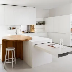 @home / Easy table in composizione a penisola  © Elmar Cucine