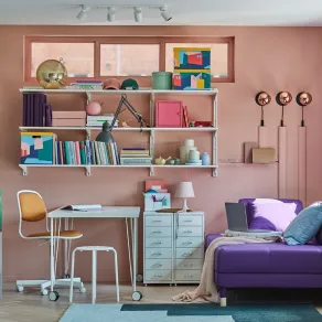 L'angolo studio colorato arredato Ikea
