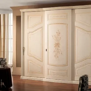 Armadio classico color avorio