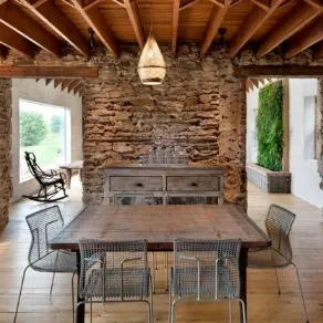Stile wood stone