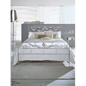 Letto in ferro battuto bianco