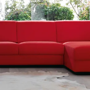Arredare in rosso: arte, amore, passione