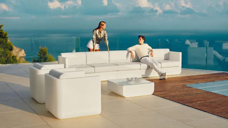 Arredamento esterni Ulm di Vondom