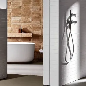Quale rivestimento bagno moderno con doccia