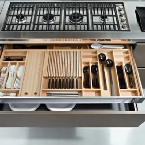 cassetto cucina con accessori