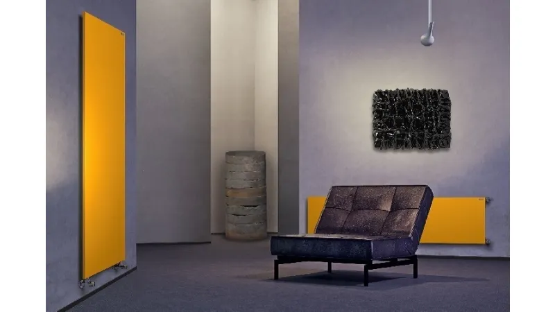 Grigio e giallo in bagno