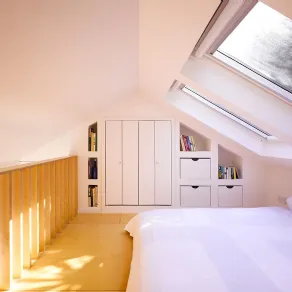 In mansarda una struttura su misura realizzata da DMVF Architects