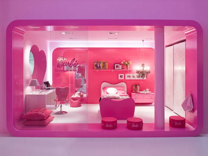 stand espositivo di cameretta Barbie rosa