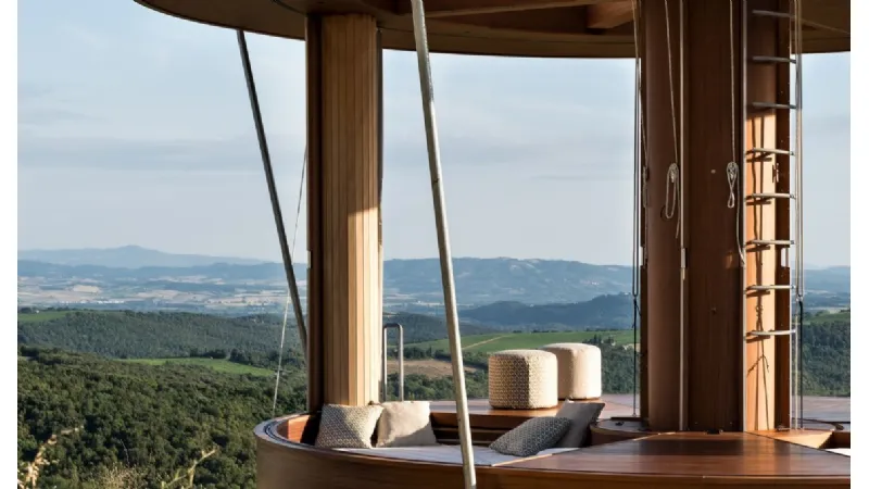 Perfetta integrazione nel contesto naturale circostante