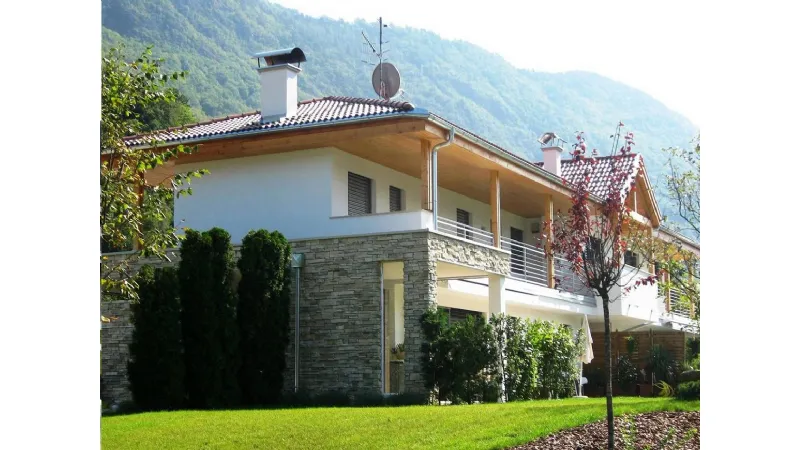 Casa prefabbricata in muratura massiccia di Alp House