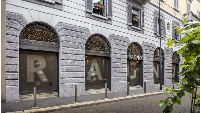 Flagship showroom Ceramiche Ragno (ph. Tiziano Sartorio)