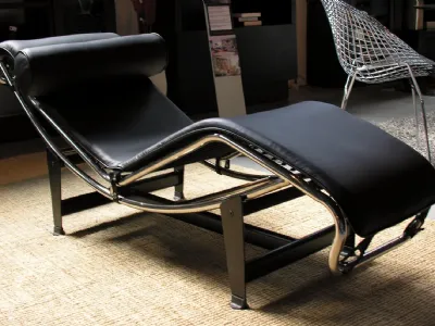 Chaise longue