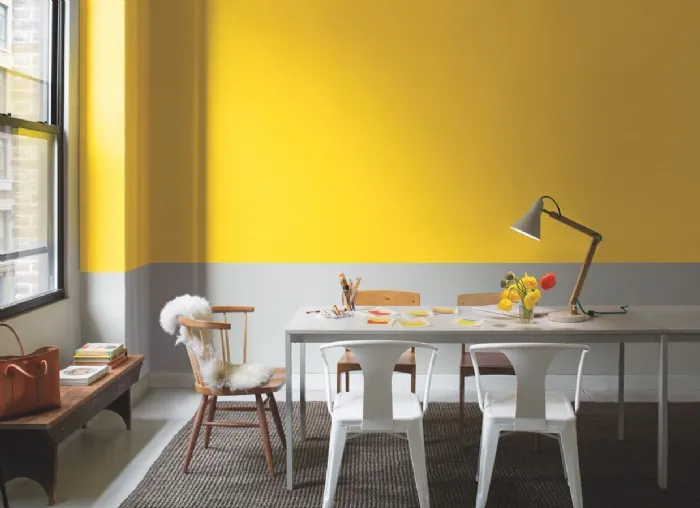 Grigio e giallo alle pareti