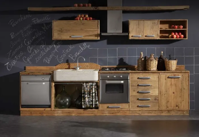 cucina in legno riciclato