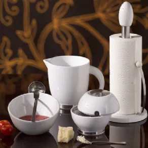 set complementi cucina bianco e acciaio: porta salsa con cucchiaio, caraffa, grattuggia, porta scottex
