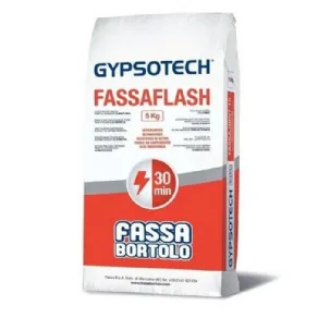Per la rasatura bisogna usare stucco per cartongesso pronto all'uso