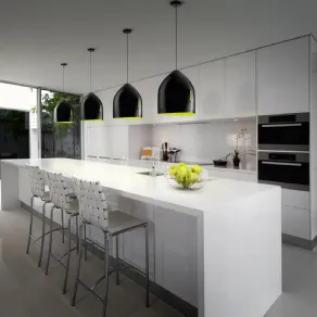 Idee per illuminare una cucina moderna