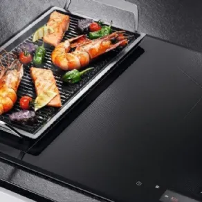 Il piano a induzione SenseCook Fry di Aeg