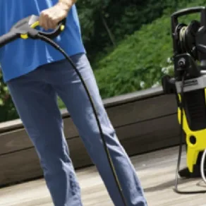 Pulire tapparelle con idropulitrice