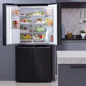 frigorifero a 4 porte Multidoor Slim da 83 cm di LG