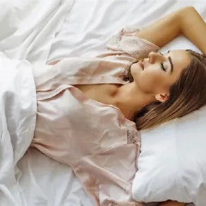 A chi dorme supino si suggerisce un materasso in memory o lattice
