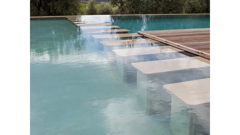 Piscina Sfioro Freedom di Piscine Castiglione