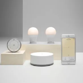 Kit Ikea Tradfri con lampadine wireless