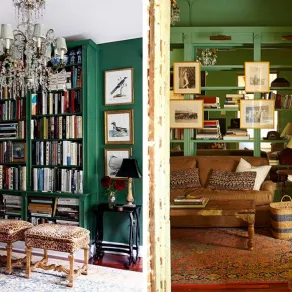 È il verde a dominare in queste due biblioteche domestiche