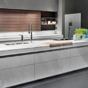 Cucina ad isola di Dada, modello Trim