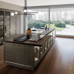 Cucina moderna con isola