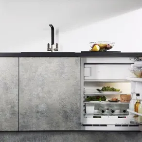 Frigorifero sottopiano da incasso Hotpoint