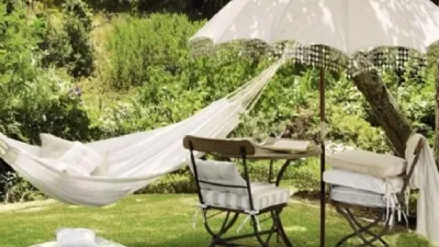 Come vestire le sedie da giardino
