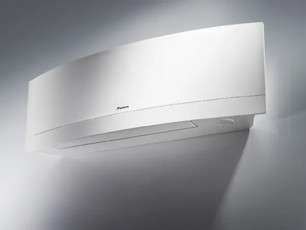 Daikin Emura: uno split di design