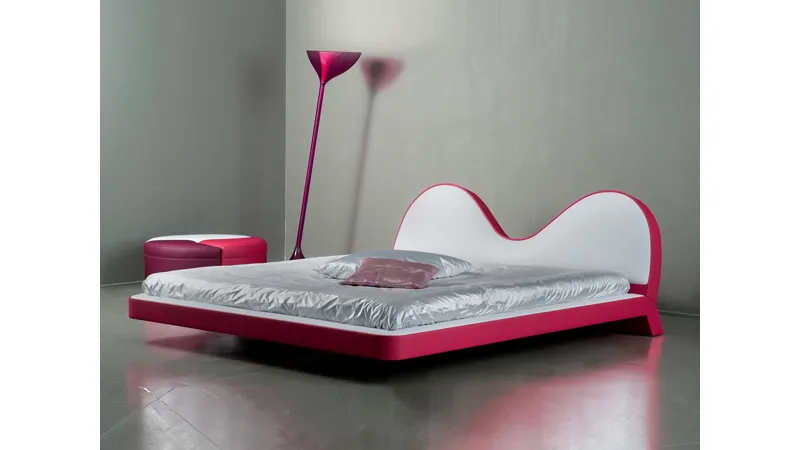 Camera da letto rosa