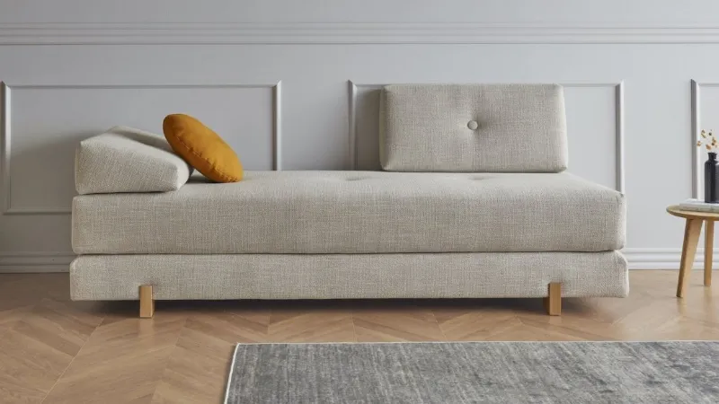 Divano letto Sigmun con rivestimento in poliestere